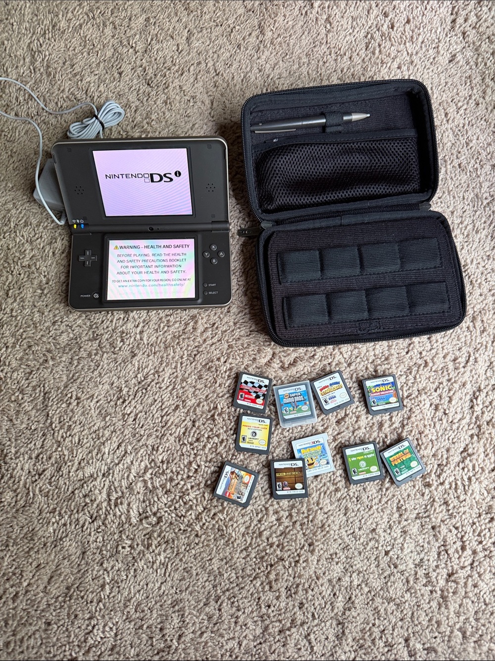 Nintendo DS i Handheld Console - Black